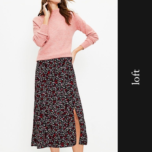 LOFT Dresses & Skirts - Loft Petite Heart Midi Skirt in Black • 12